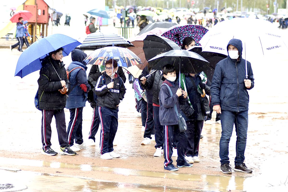 Córdoba CF - Tamaraceite: Las imágenes de la fiesta escolar en el Arcángel