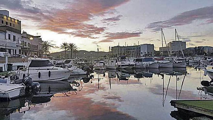 Un niño de 12 años daña una veintena de barcas en el Club Náutico del Portitxol