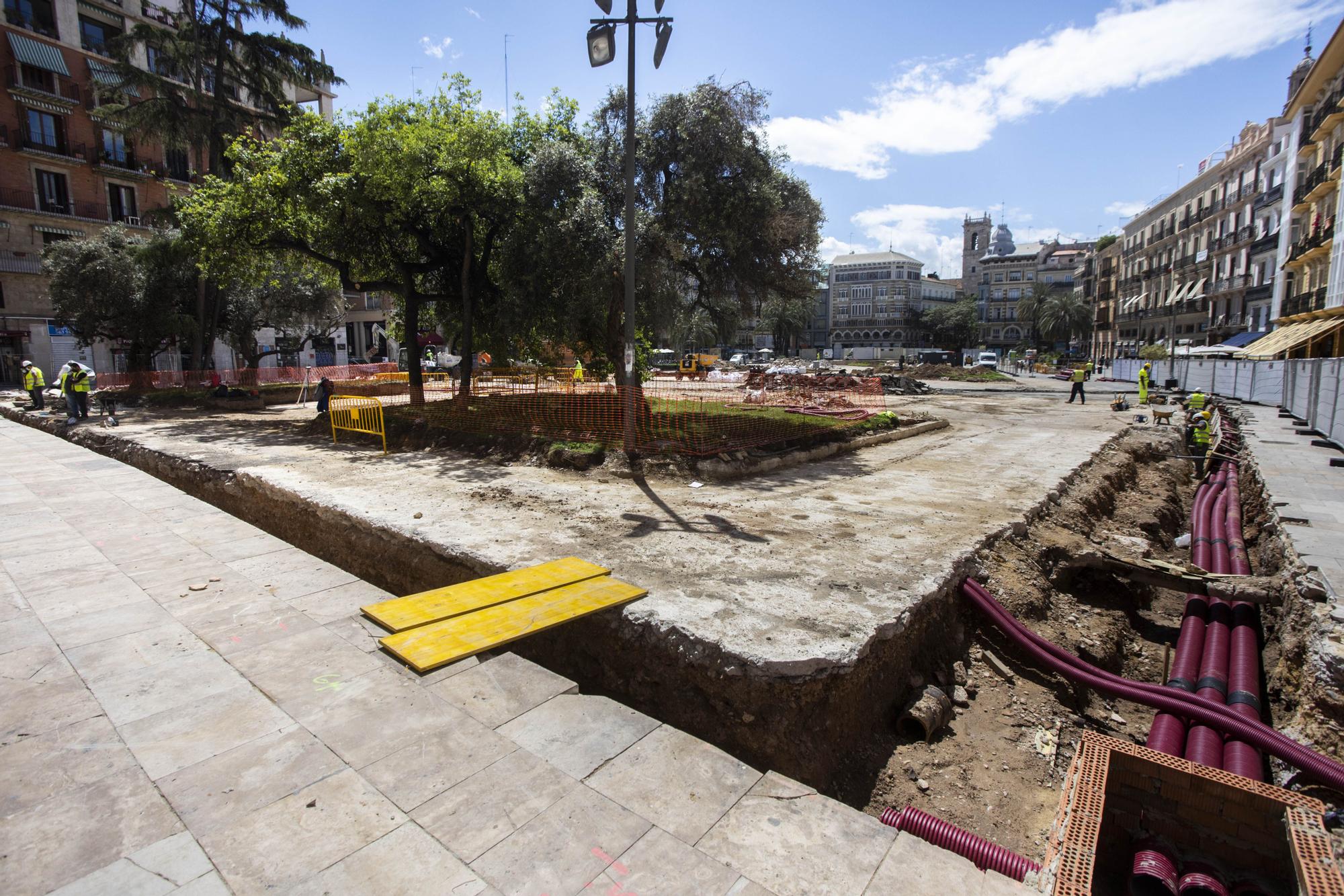 Así avanza la reforma de la plaza de la Reina