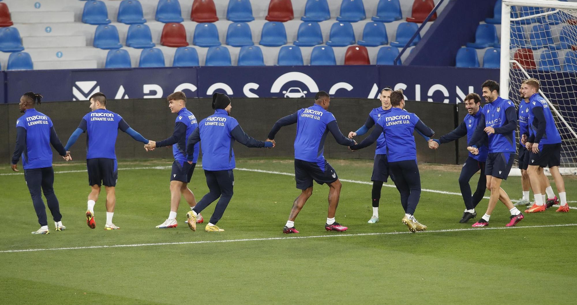 Entrenamiento del Levante Ud