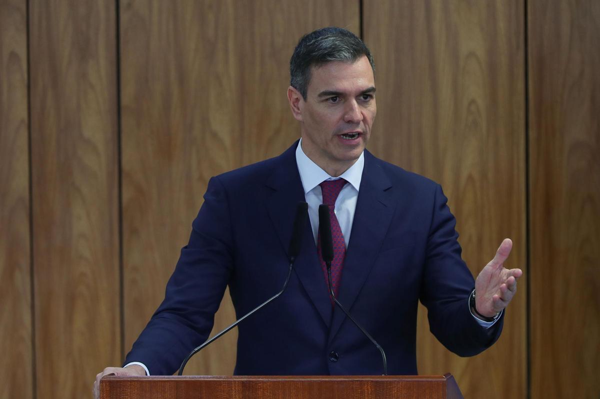 El presidente del Gobierno, Pedro Sánchez, durante su comparecencia este miércoles en Brasil, donde se encuentra de viaje institucional.