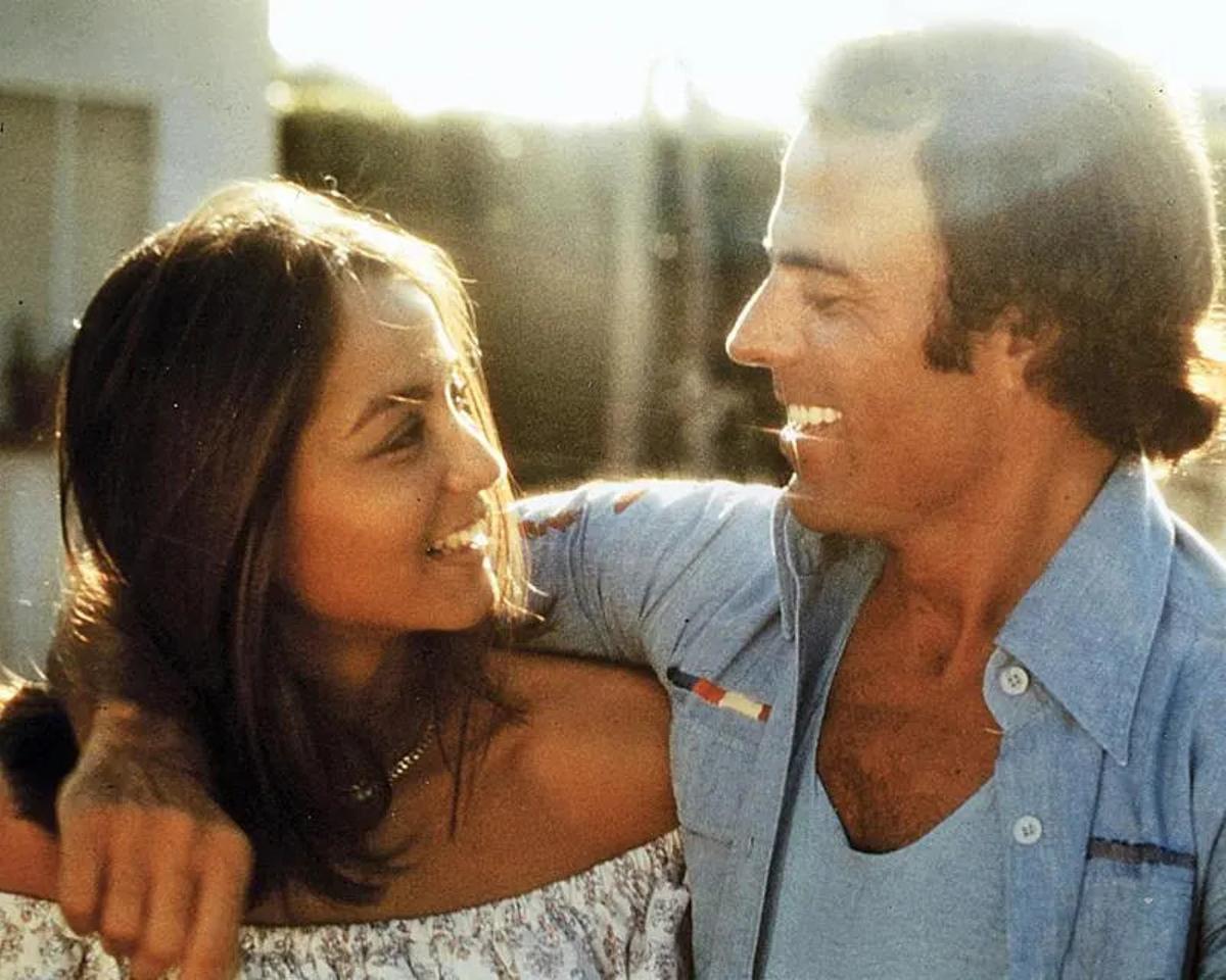 Isabel Preysler y Julio Iglesias cuando estaban enamoradas en los años 70.