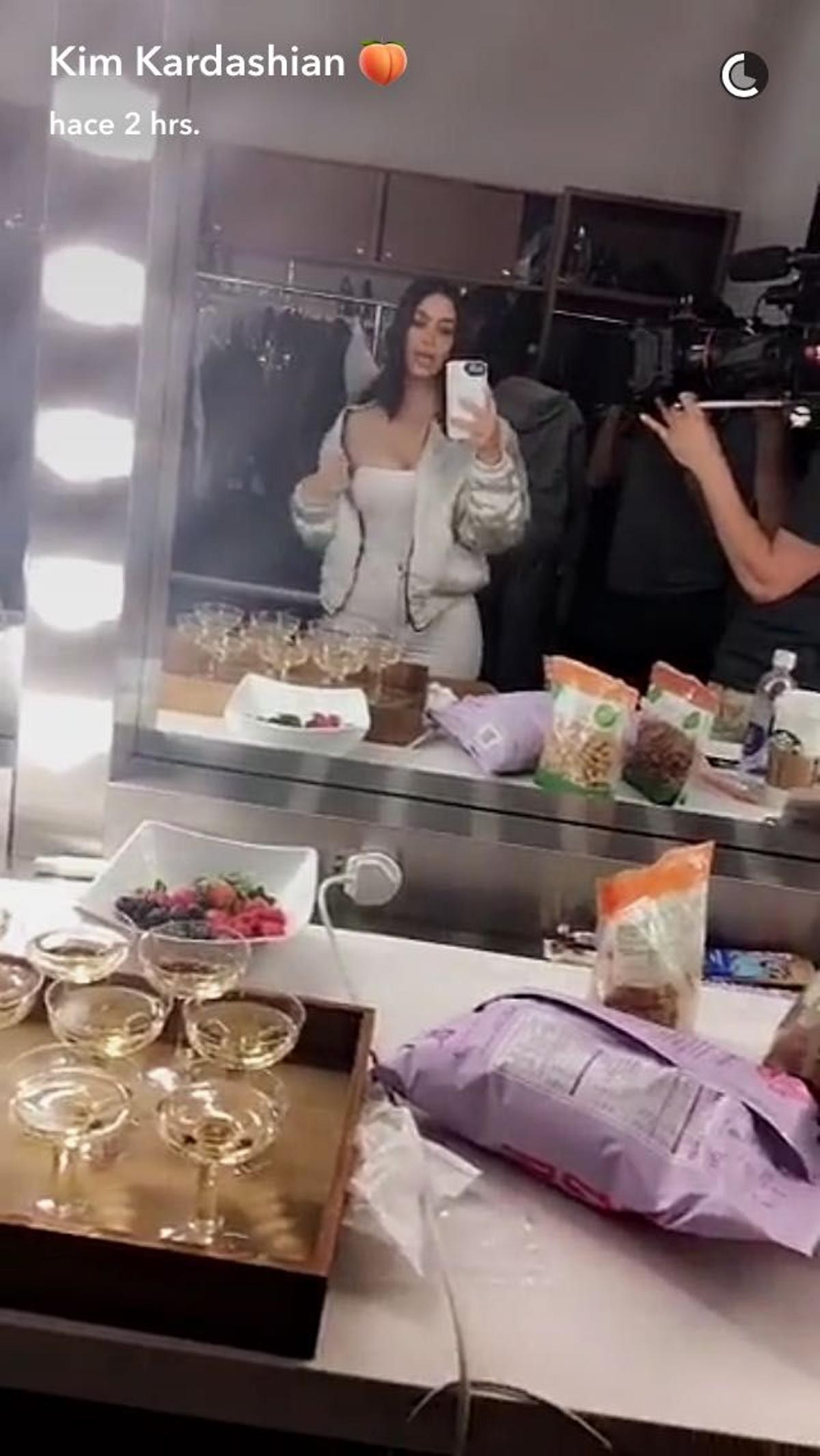 Kim Kardashian se corta el pelo 5