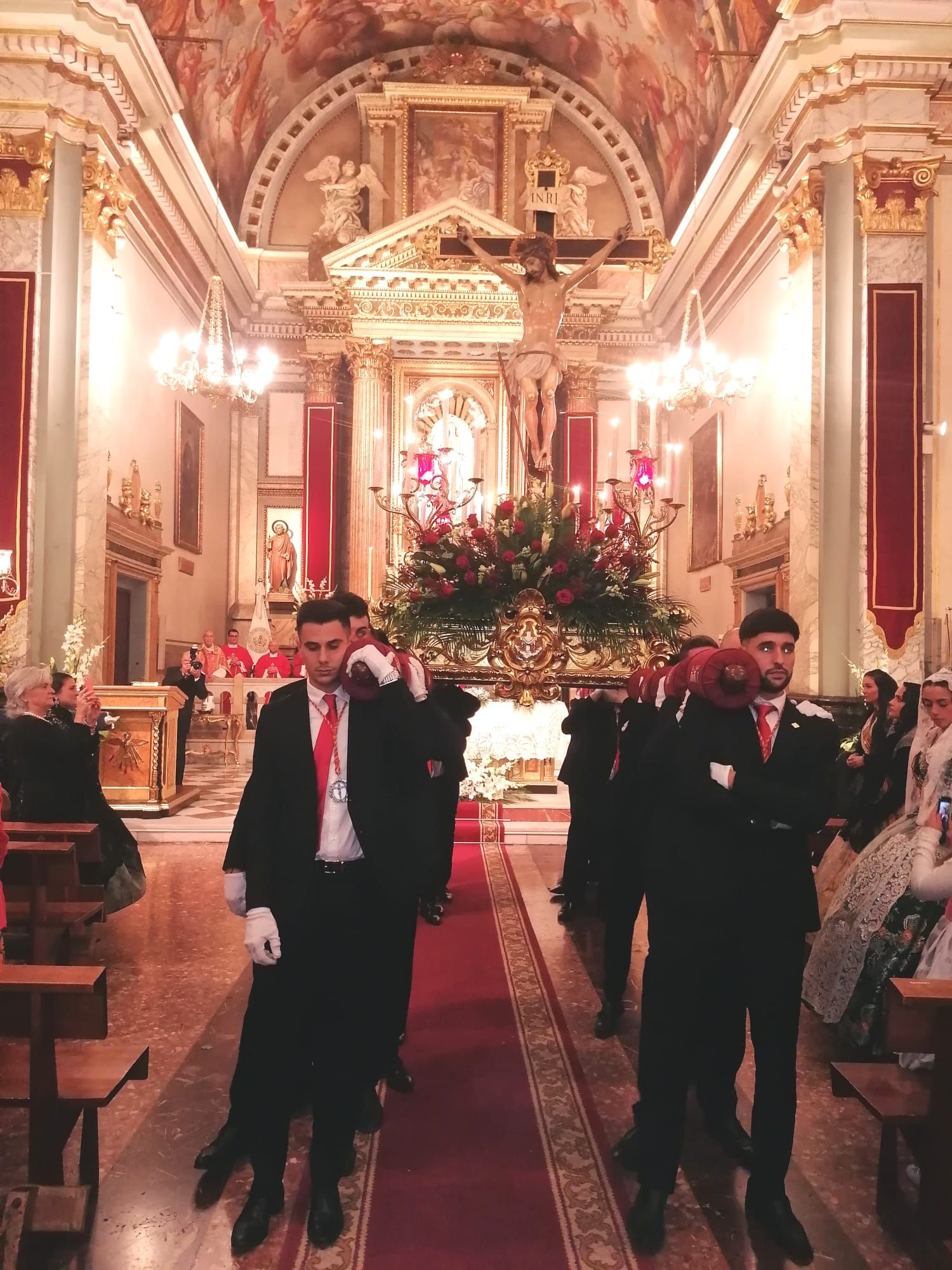 Actos religiosos del día del Santísimo Cristo en la Vall d'Uixó