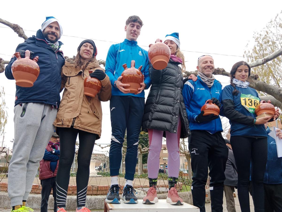 GALERIA | Éxito total en la San Silvestre de Santibáñez de Vidriales