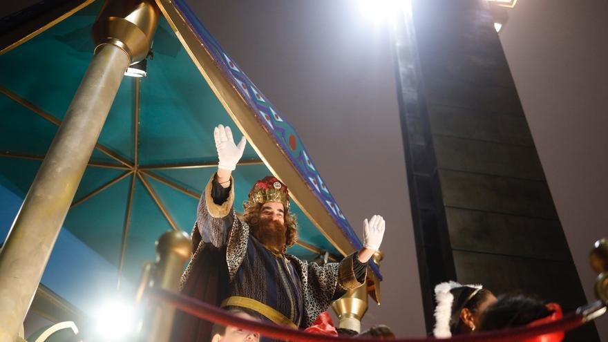 Estos son todos los desvíos de bus en Zaragoza por la cabalgata de los Reyes Magos