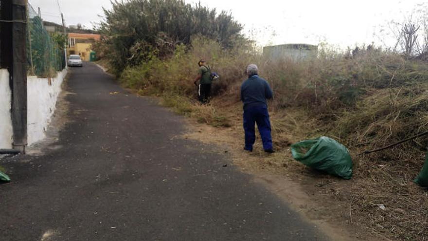 San Juan de la Rambla mejora una decena de pistas y caminos agrícolas