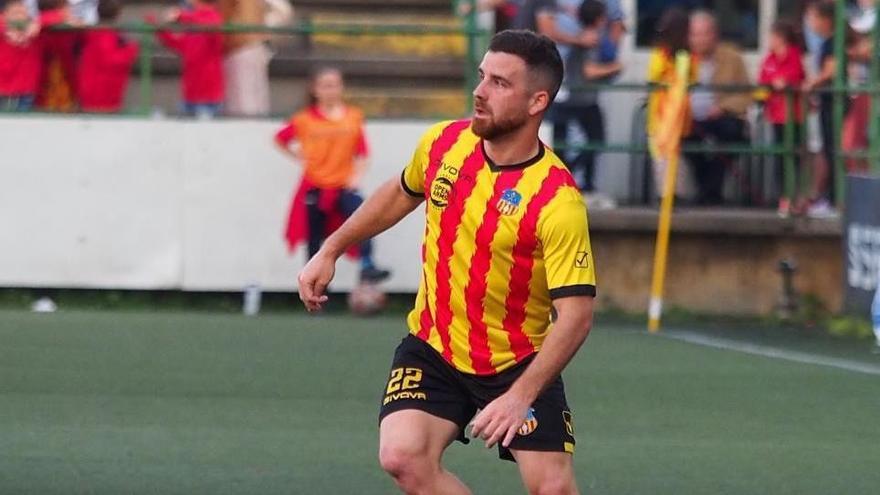 Dos blanencs es creuen en el camí de l’Olot cap a l’ascens