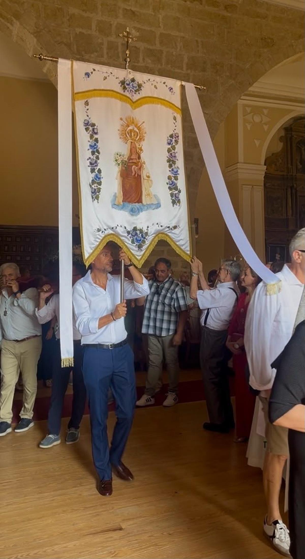 GALERÍA | Villamayor de Campos venera a la Virgen del Socastro