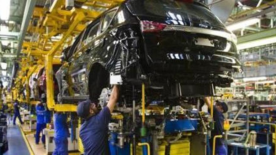 Ford garantizará piezas para reparar motores ingleses del Kuga dañados en Sudáfrica