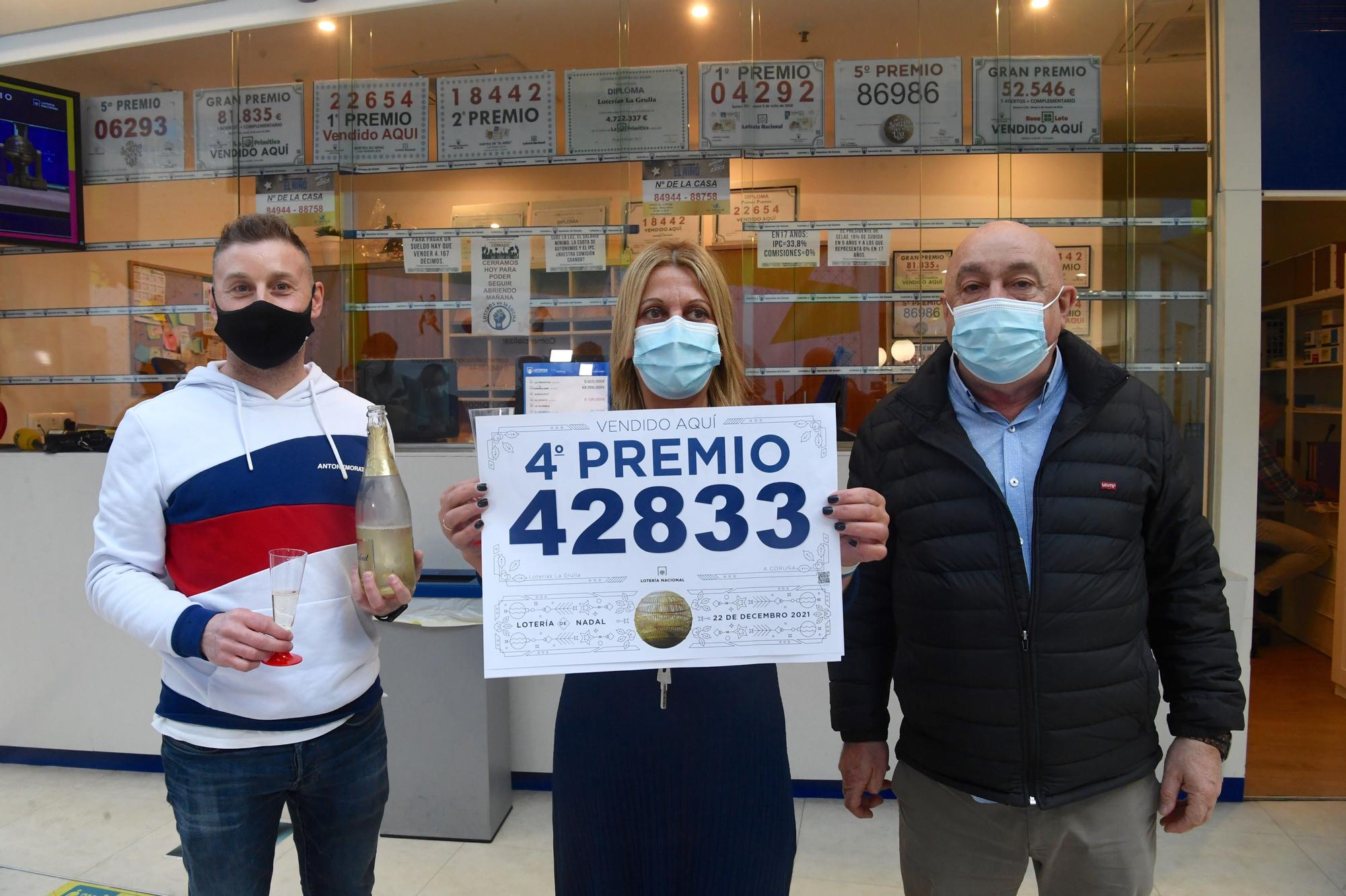 Loteria Navidad 2021 A Coruña: El 42833, un cuarto premio, vendido en Carrefour y en el estanco de la calle Juan Varela