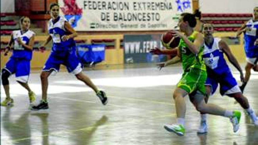 El equipo de Liga EBA vence al filial del Cajasol en un torneo de canteras