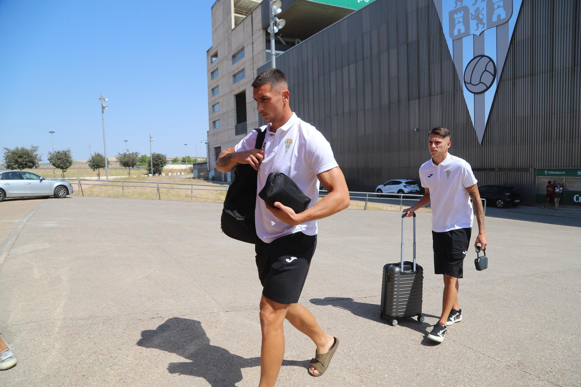 El Córdoba CF pone rumbo a su concentración en Oliva