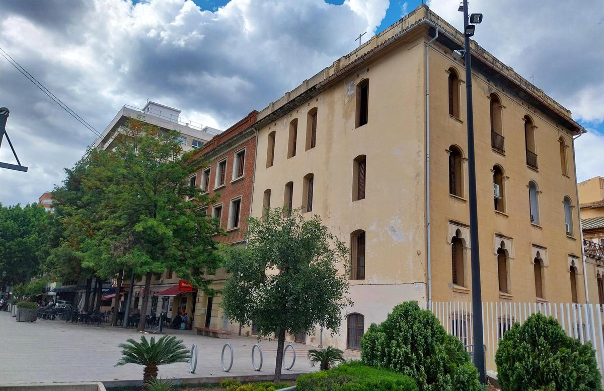 La residencia de los jesuitas, dentro del complejo del Palau Ducal.