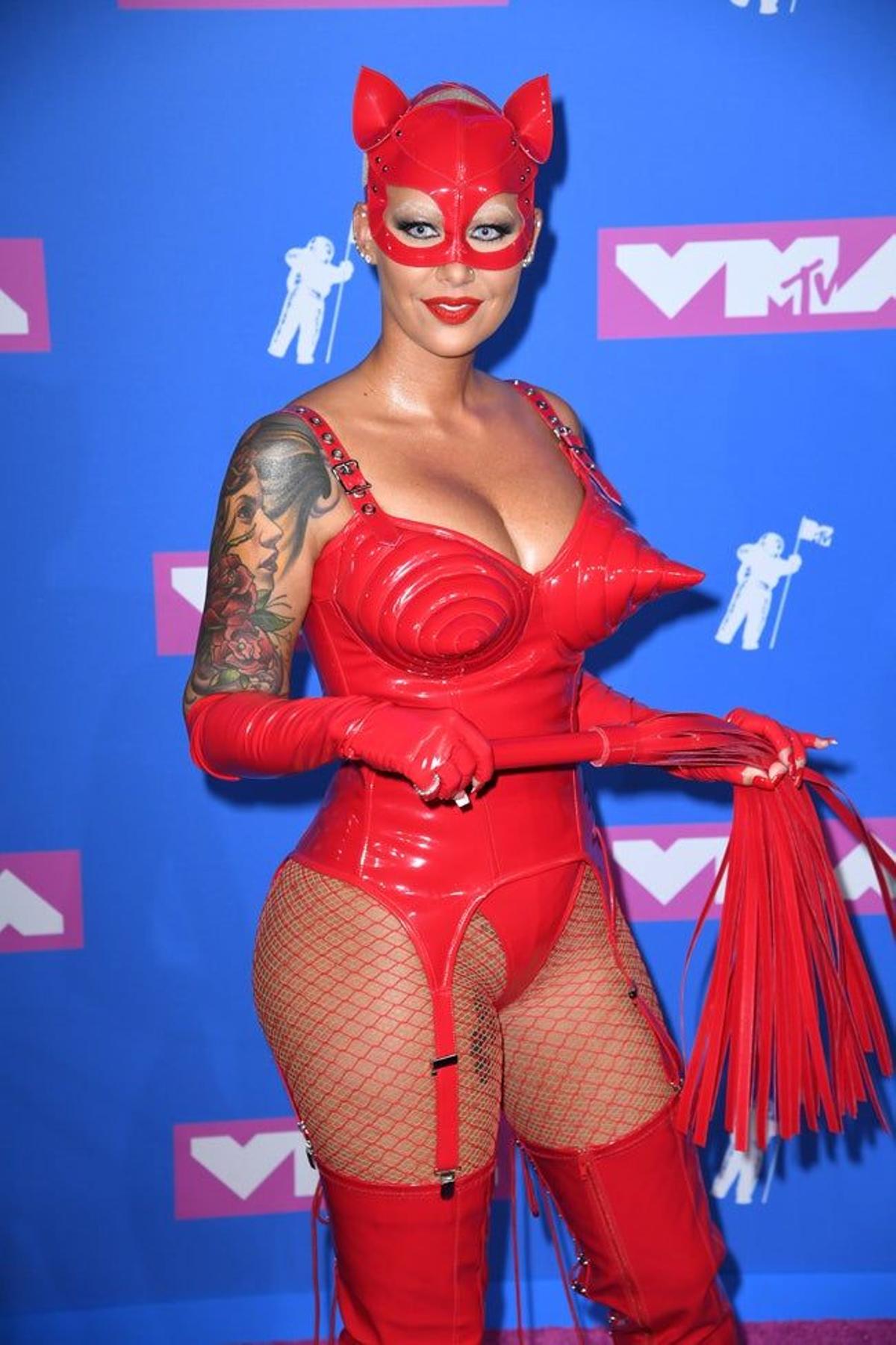 ¡Amber Rose a lo Catwoman!