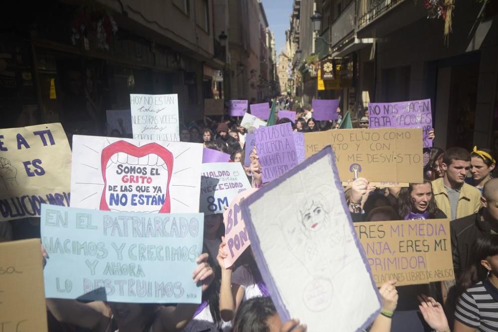 La feministas calientan motores antes de la manifestación del 8-M en Murcia