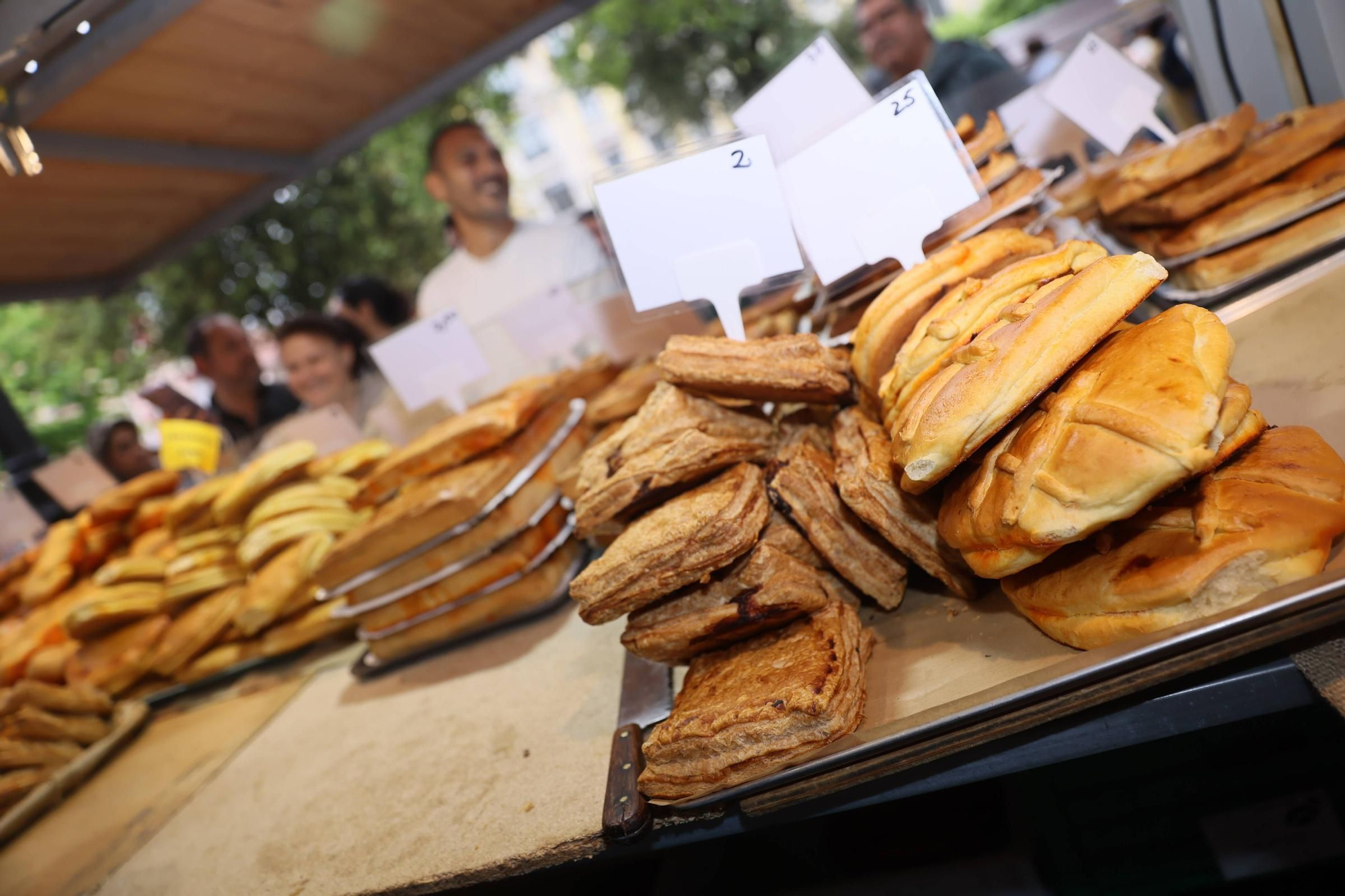 EN IMÁGENES | Último día de la feria de La Ascensión que convivió con el partido por el ascenso