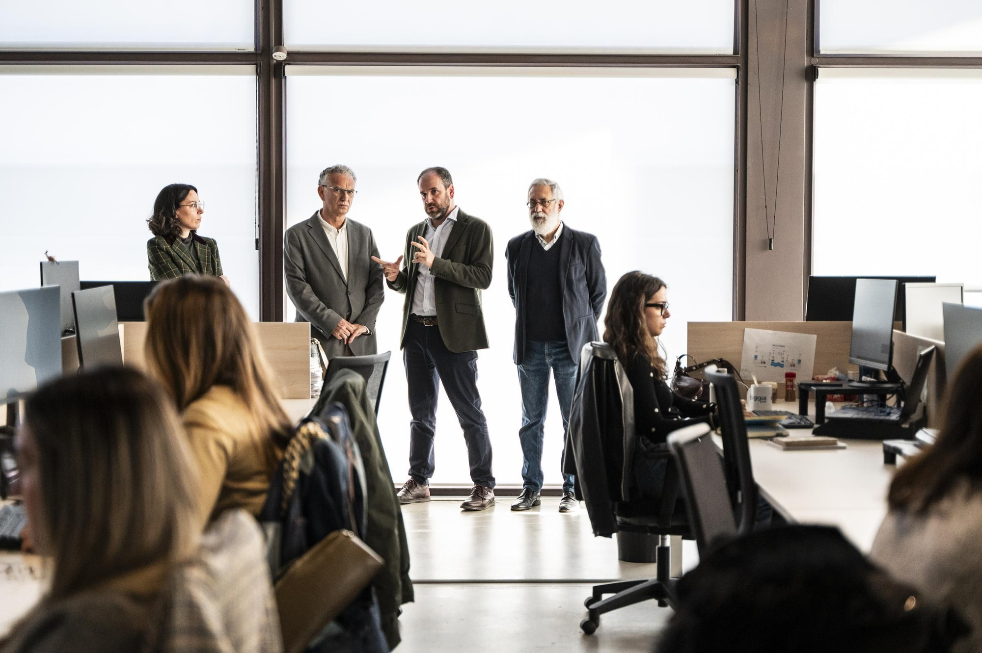 Visita del delegado del Gobierno en Extremadura a la empresa Gamma Solutions