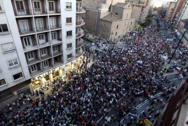 Las imágenes de la jornada de huelga en Zaragoza