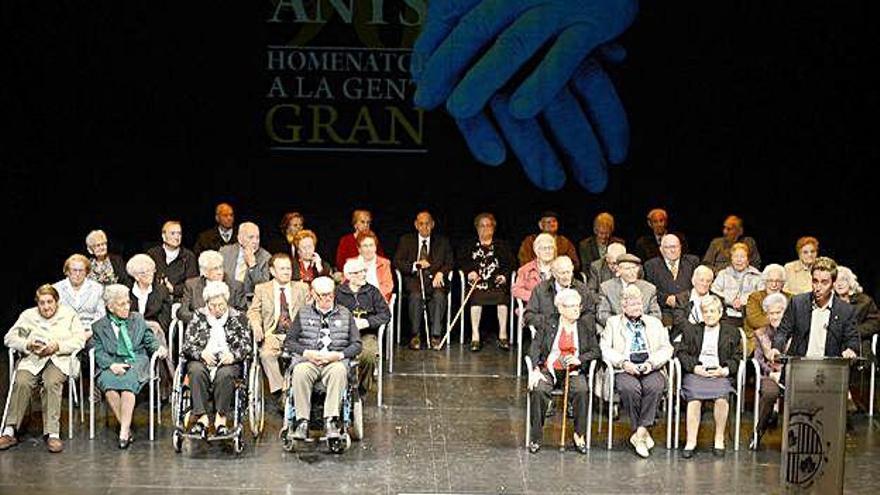 Figueres homenatja les 115 persones que aquest 2019 compleixen 90 anys