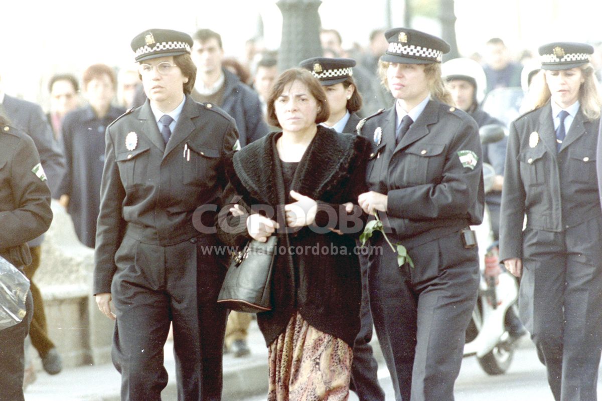 25 Años del asesinato de las policías locales cordobesas, en imágenes