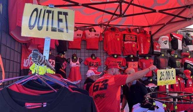 Misano se convirtió en un 'outlet' gigante en el que se vendían, a mitad de precio, los productos de Bagnaia