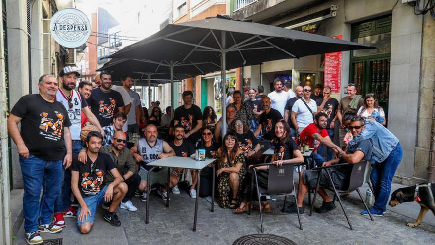 El Club Baloncesto El Doce reúne a sus fieles en la fiesta de su cuarenta aniversario