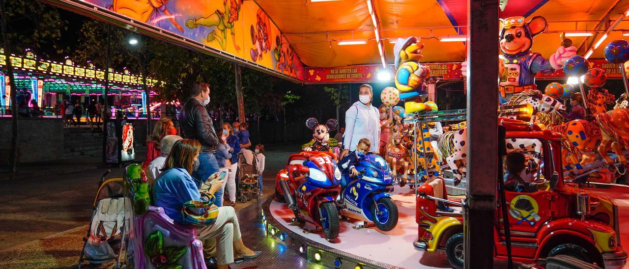 Una atracción infantil en la feria de Pozoblanco.