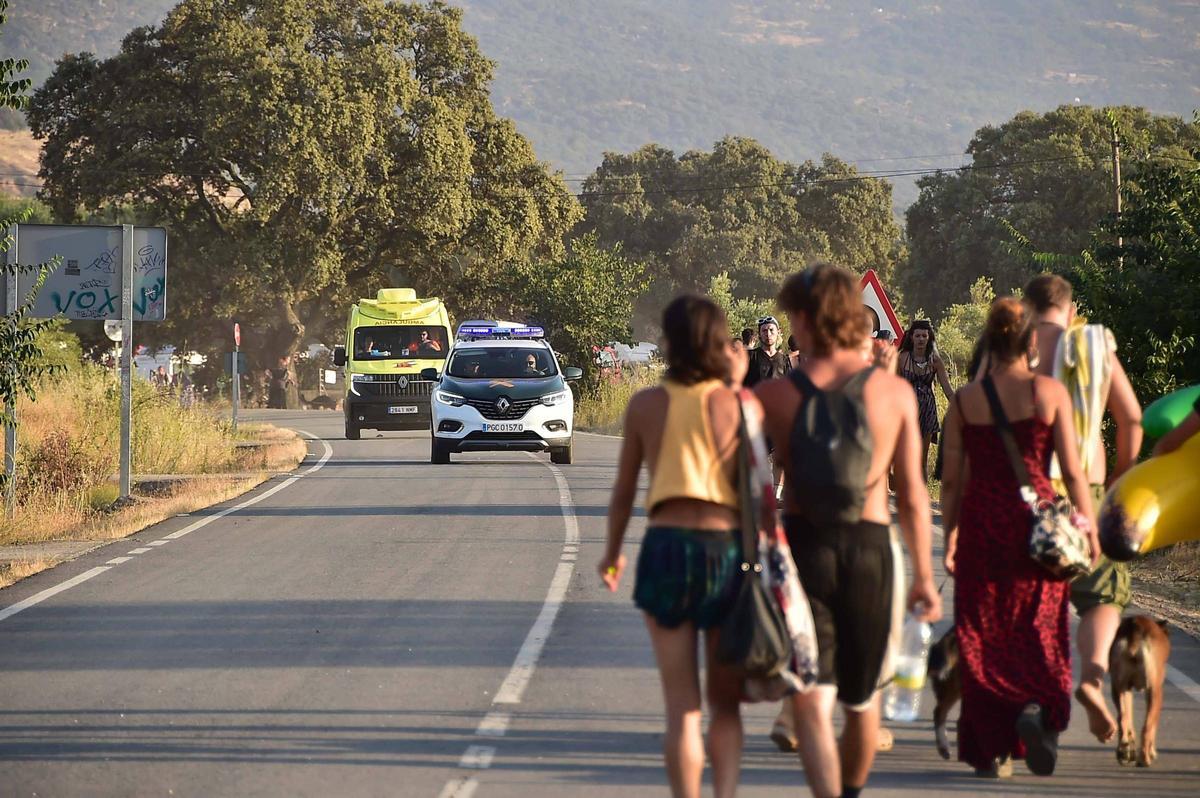 Galería | La rave ilegal de La Granja comienza a desalojarse de forma escalonada Galería | La rave ilegal de La Granja comienza a desalojarse de forma escalonada