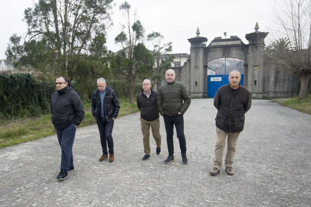 La factoría ha quedado desalojada de manera voluntaria - Defensa y Universidade da Coruña firmarán el contrato de concesión previsiblemente esta semana.