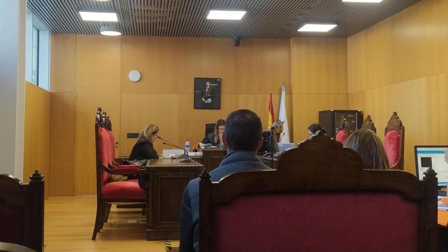 Una pareja acusada de desmantelar una casa en Taboadela y causar daños de casi 20.000 euros irá a juicio en Ourense