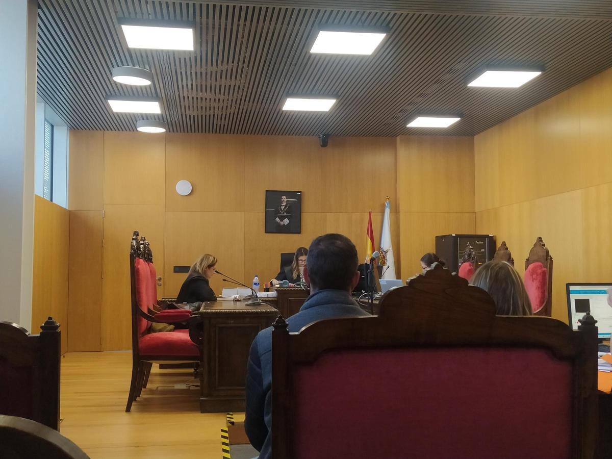 Los acusados en el banquillo.