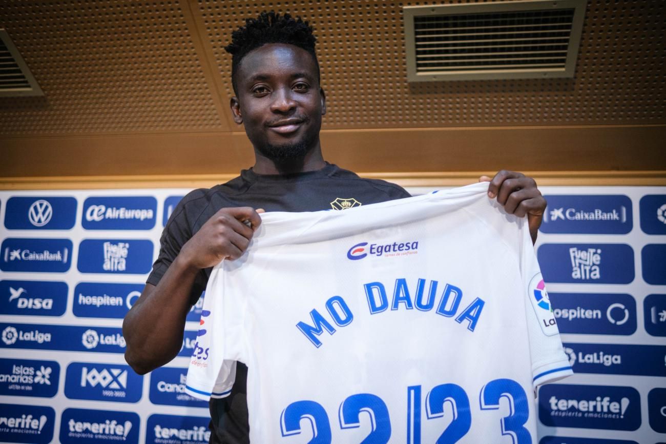 Presentación de Mohammed Dauda (CD Tenerife)