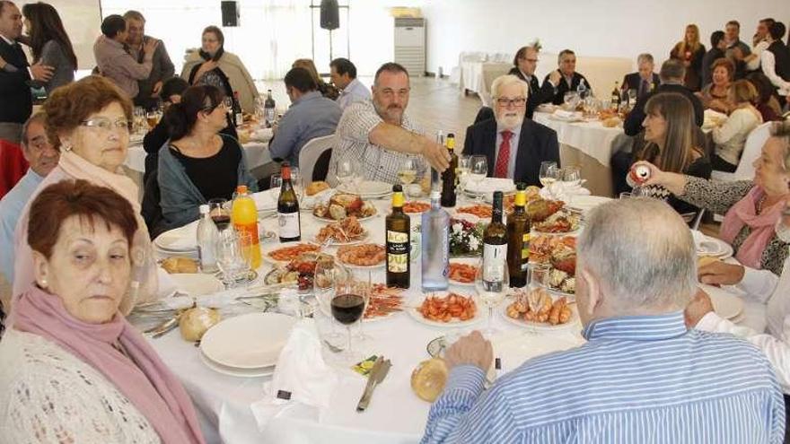 Un momento de la comida. // S. Álvarez