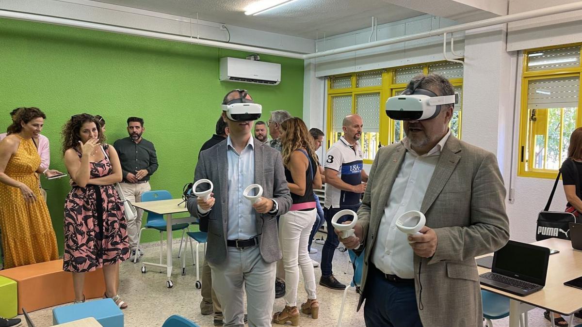 Las aulas del CEIP Federico de Arce de Murcia ya cuentan con dispositivos de realidad virtual. | CARM