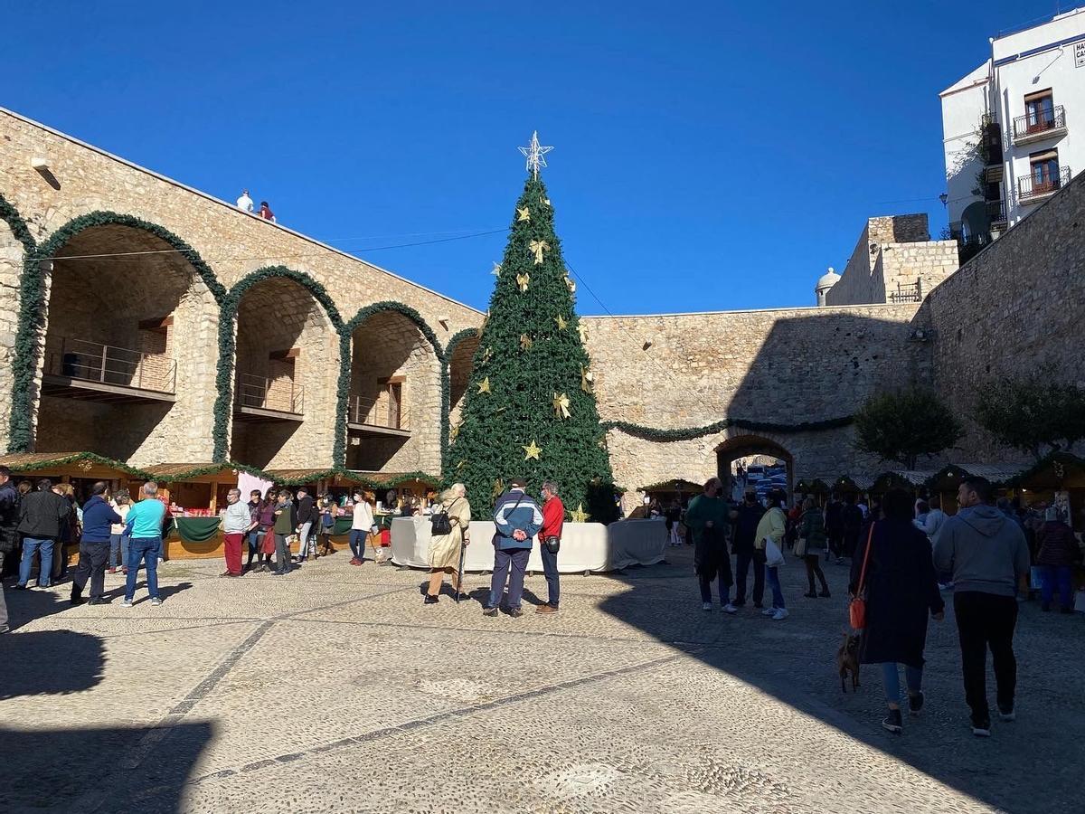 Plaza Santa María, epicentro festivo en Peñíscola