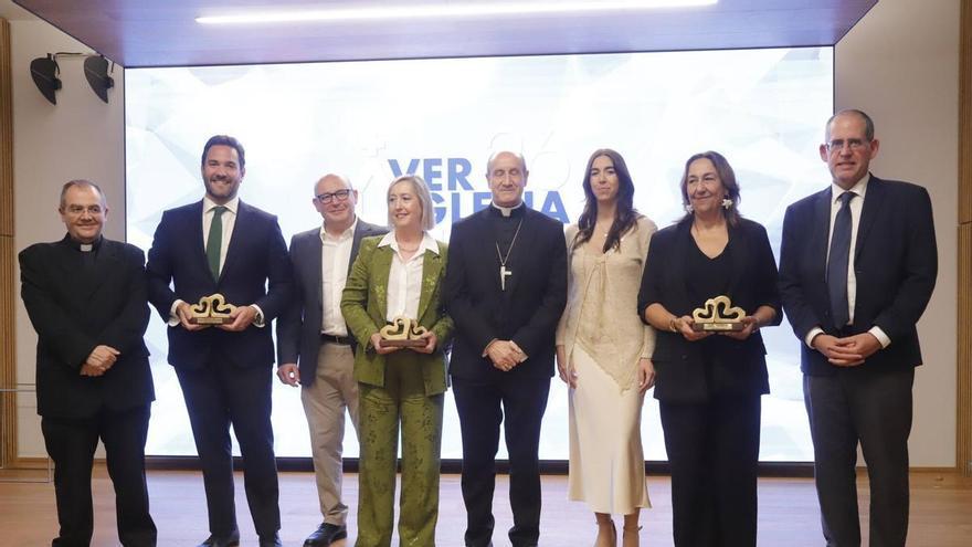 Pan El Vacar, Ximénez Group y Transco recogen su premio a Entidades con Corazón de Cáritas