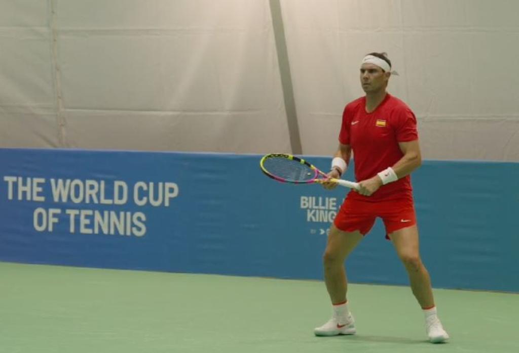 TENIS I Rafa Nadal se entrena en Málaga nada más aterrizar para - Main Image