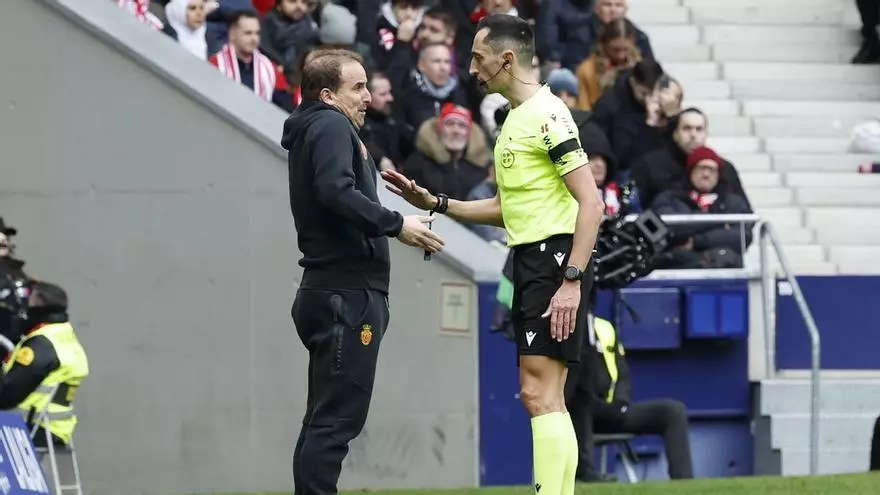 Arrasate: "No espero que nadie venga a solucionar esto"