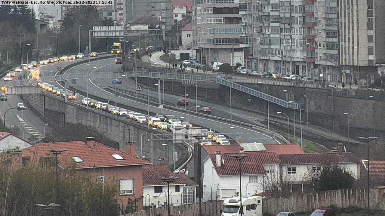 Entradas desde la autopista y calles del centro, de nuevo colapsadas en Vigo