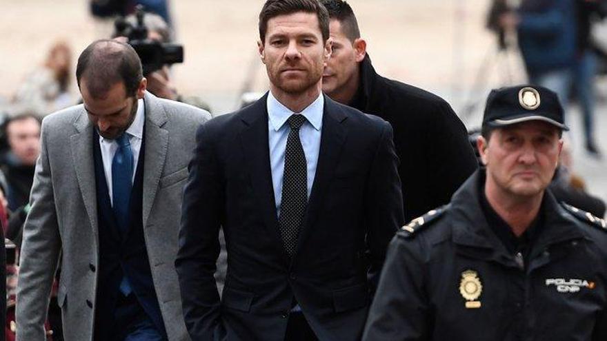 El fiscal rebaja a dos años y medio la petición de cárcel para Xabi Alonso