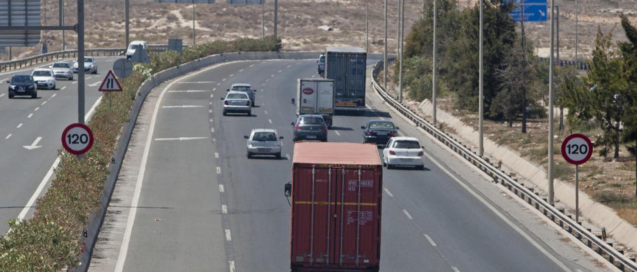 Los transportistas se muestran contrarios a la medida del Gobierno.