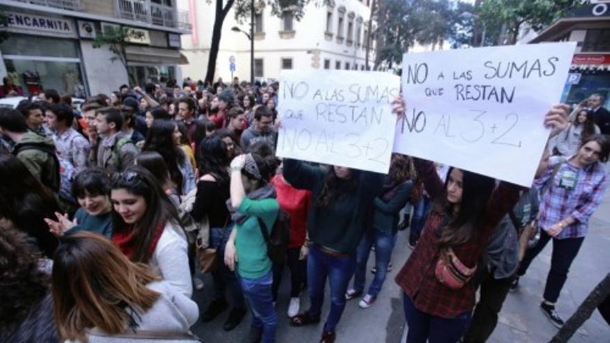 Manifestación por los recortes en Educación en Murcia