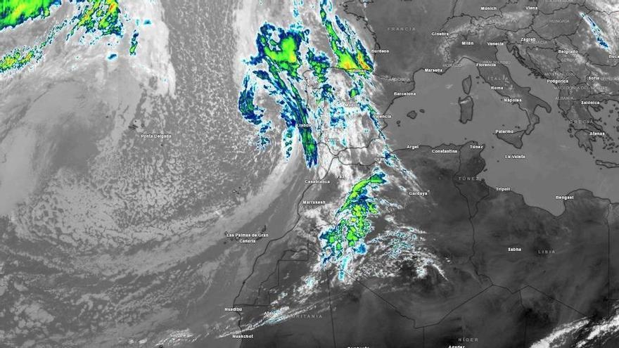 La AEMET alerta de un cambio de tiempo en Tenerife con lluvias y calima esta semana