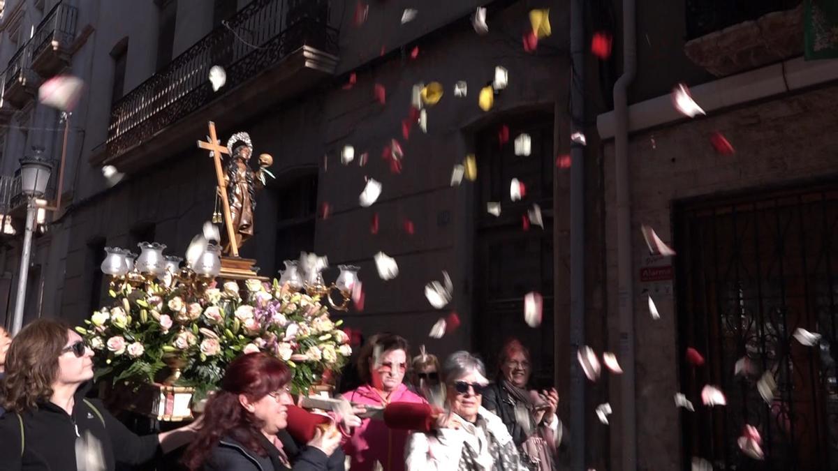 Novelda completa una romería extraordinaria de bajada de la Santa