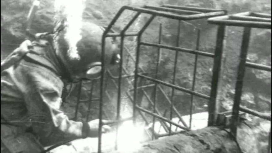 Buzos que trabajaron en aguas de Canarias