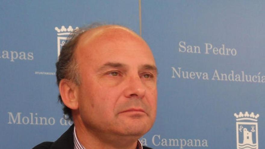 Carlos Rubio.