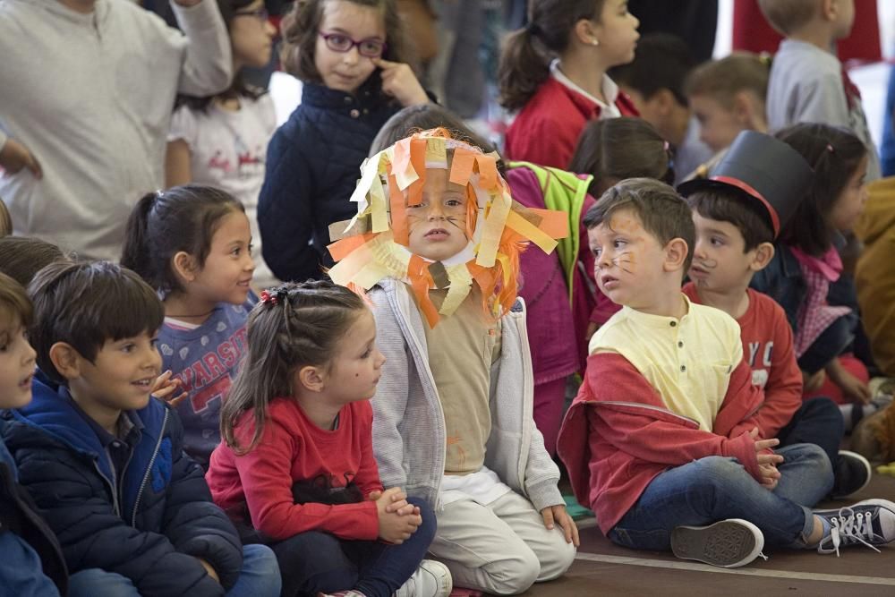 Un circo en el colegio Laviada