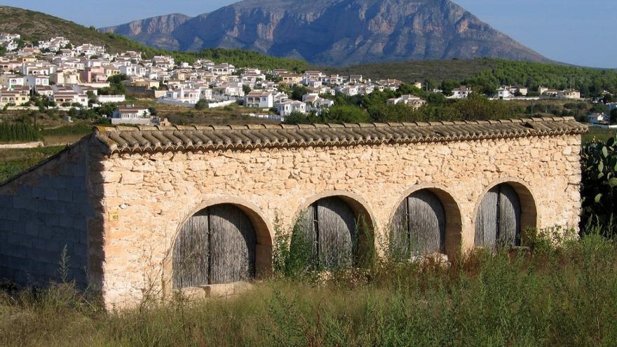 El Poble Nou de Benitatxell es un paraíso para los que buscan practicar senderismo.