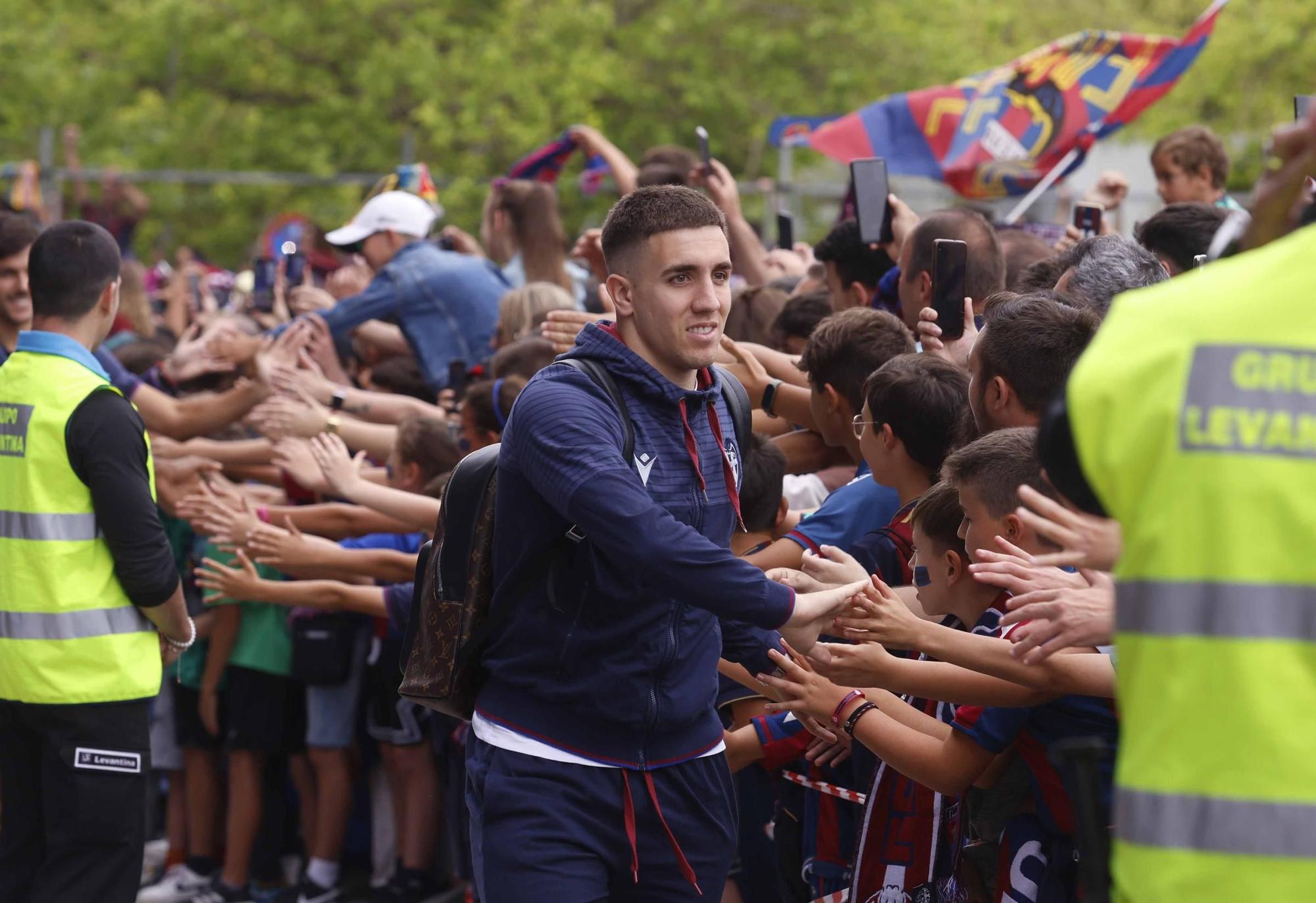 Así fue la emocionante recepción al Levante UD